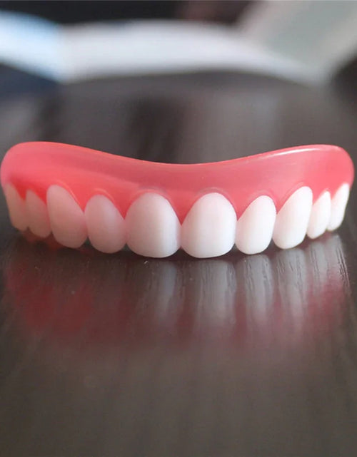 Load image into Gallery viewer, Teeth Whitening Dentures
