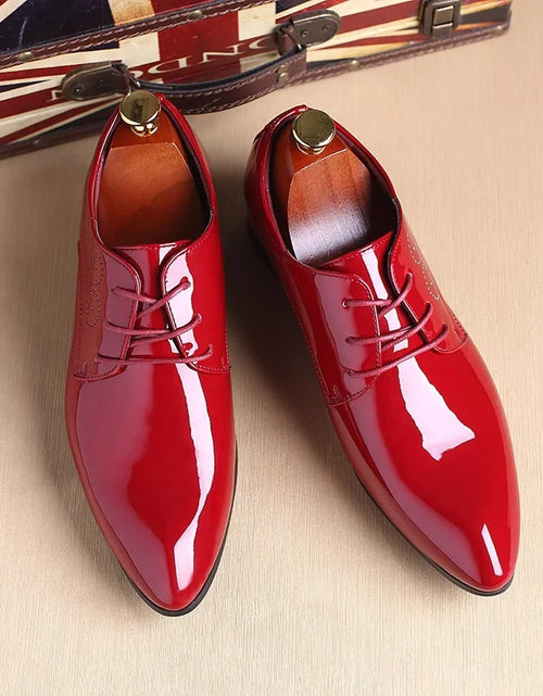 Load image into Gallery viewer, Glossy Oxford Leather Shoes
