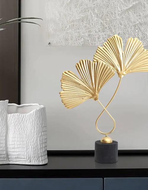 Load image into Gallery viewer, Nordic Gold Ginkgo  Leaves Sculpture
