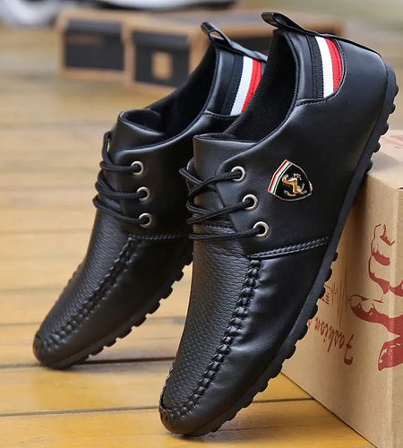 Horse Escude Casual Shoes