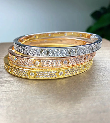 Popular Brand Luxury Inlaid Bracelets