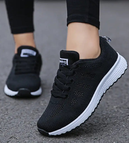 Comfortable Women's Sports Shoes