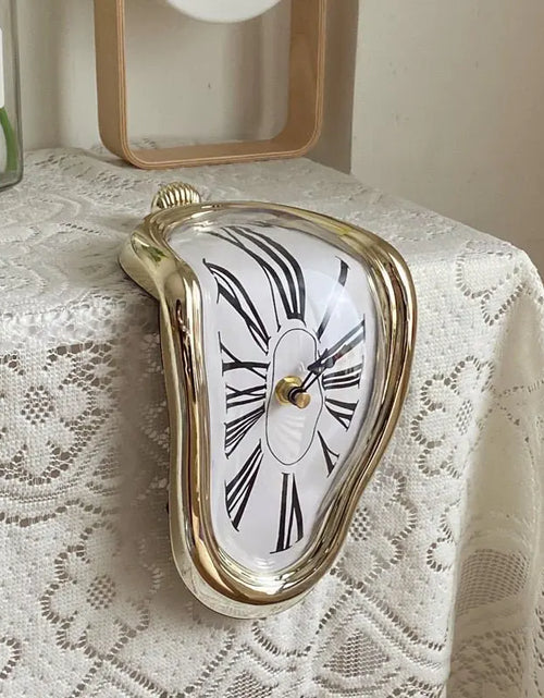 Load image into Gallery viewer, Surreal Melting Distorted Wall Clock
