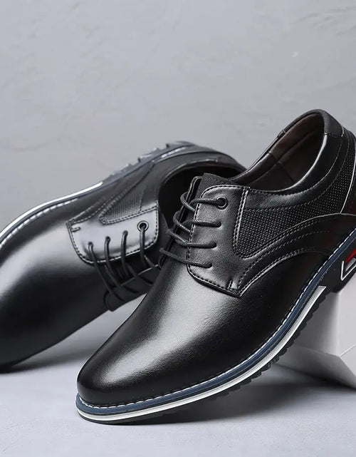 Load image into Gallery viewer, Retro Men Shoes Business Brand Leather Shoes
