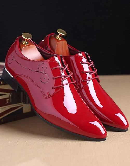 Load image into Gallery viewer, Glossy Oxford Leather Shoes
