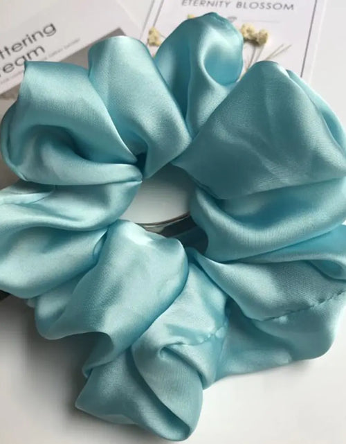 Load image into Gallery viewer, Oversized Hair Scrunchies For Women
