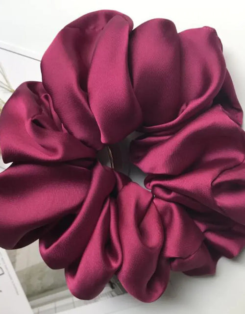 Load image into Gallery viewer, Oversized Hair Scrunchies For Women
