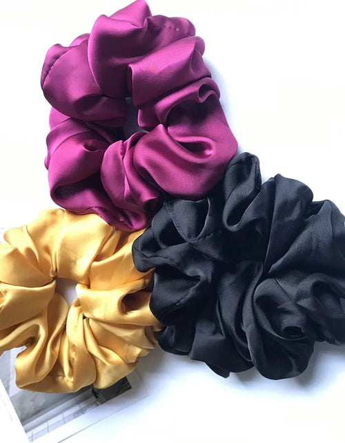 Load image into Gallery viewer, Oversized Hair Scrunchies For Women
