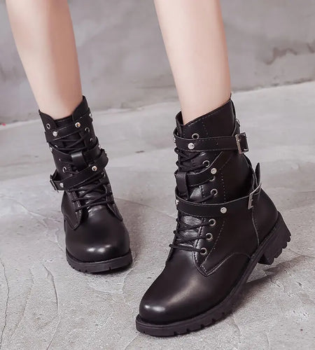 Punk Style Motorcycle Boots for Women Autumn 2019 Short Velvet Buckle Combat Boots Ladies Shoes Winter Boots Women